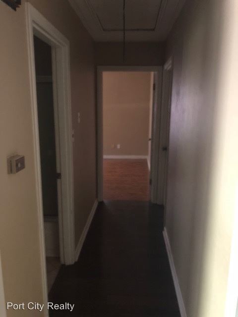 Foto del edificio - 4 br, 1.5 bath House - 9525 Overlook Drive