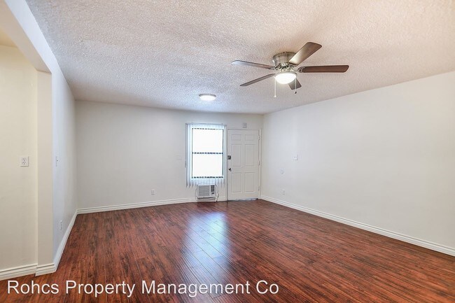Foto del edificio - 14224 Roscoe Blvd