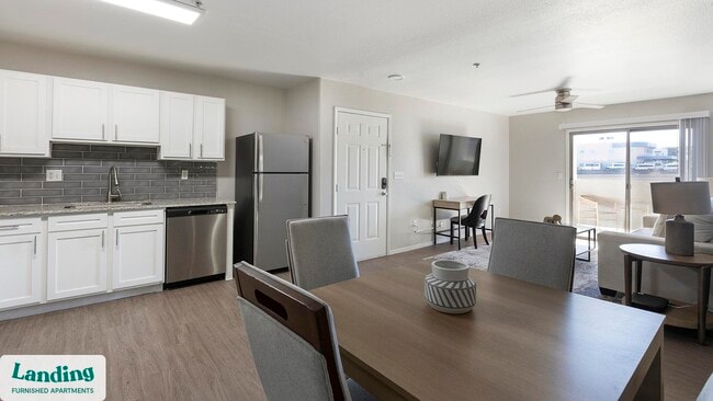 Foto del edificio - 5145 Rawhide St