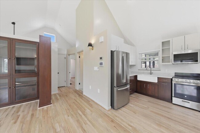 Foto del edificio - 7248 Rita Ln