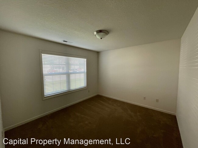Building Photo - 3 br, 2 bath House - 12423 Hummingbird Cv
