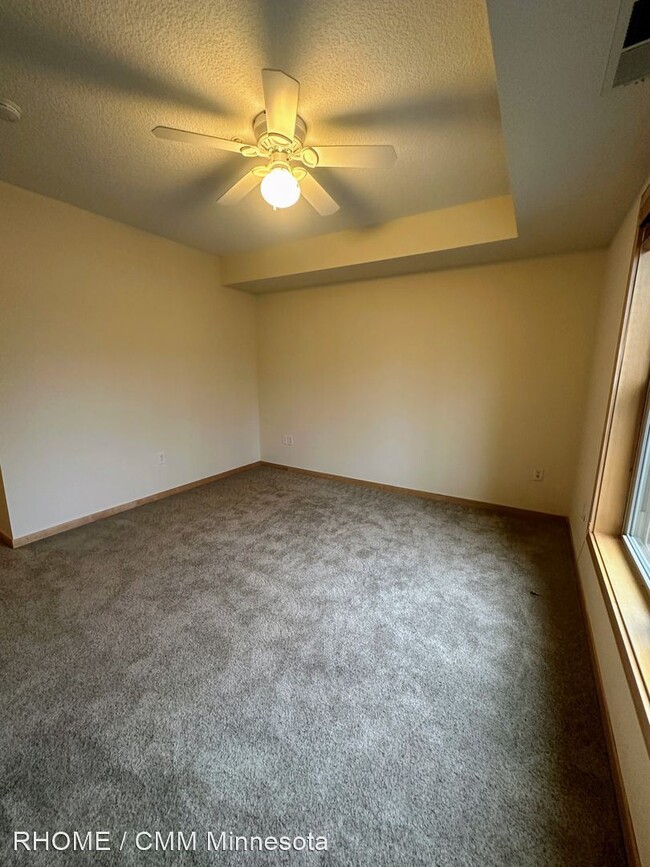 Building Photo - 1 br, 2 bath House - 2201 Village Ln #A101
