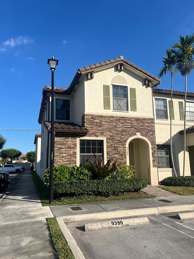 Foto del edificio - 9399 W 33rd Ln