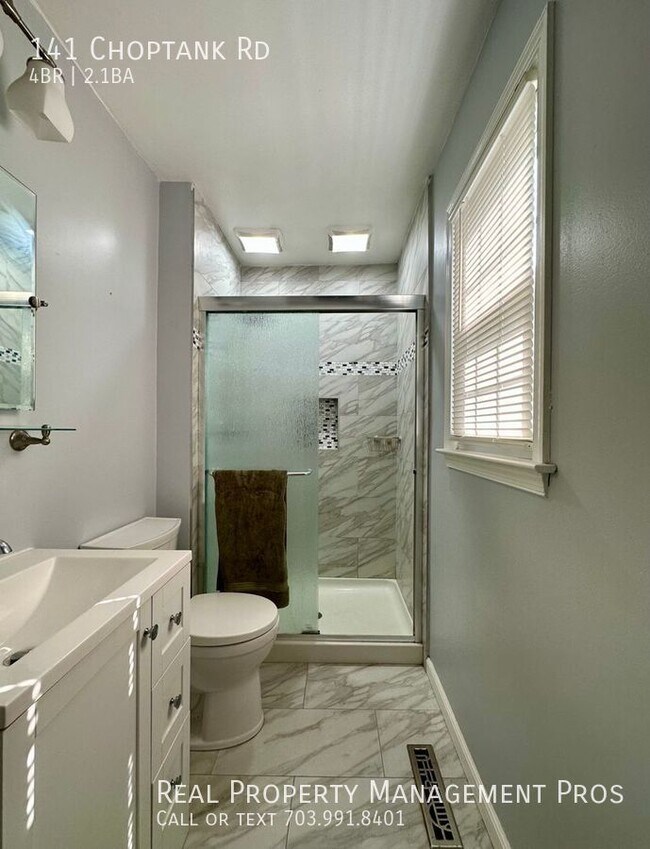 Foto del edificio - Fully fenced 4 Bed/2.5 Bath NO HOA!