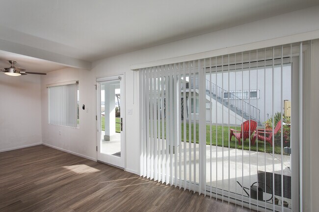 Building Photo - 4078 Crown Point Dr