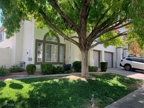 Building Photo - 210 Winnsboro St