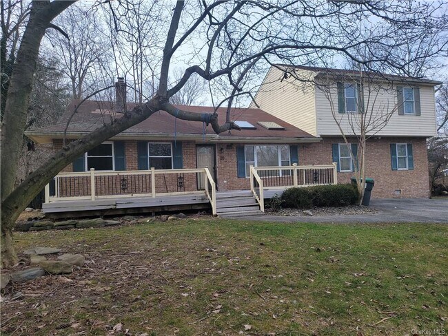 Building Photo - 20 Archer Dr