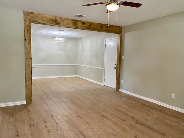 Foto del edificio - 4916 Tracy Dr