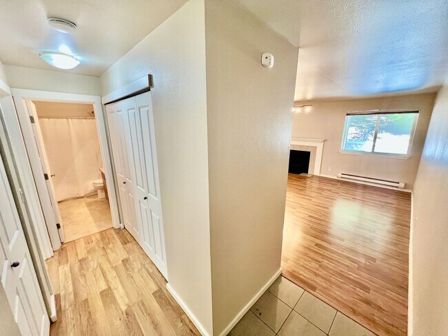 Foto del edificio - 1Bd/1Ba Lynnwood Condo