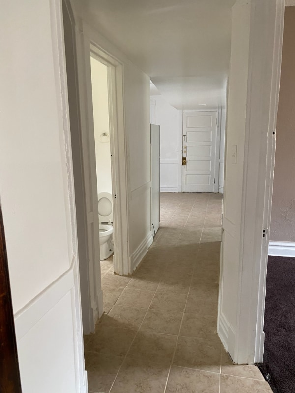 Building Photo - 11921 S Lowe Ave