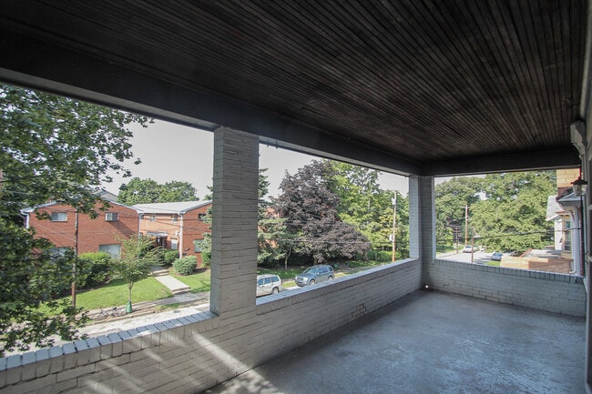 Building Photo - 435 Franklin Ave