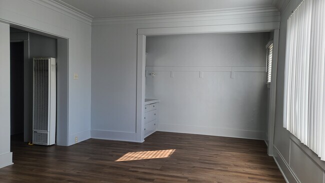 Big side closet Future Home Office? - 22 Esperanza Ave