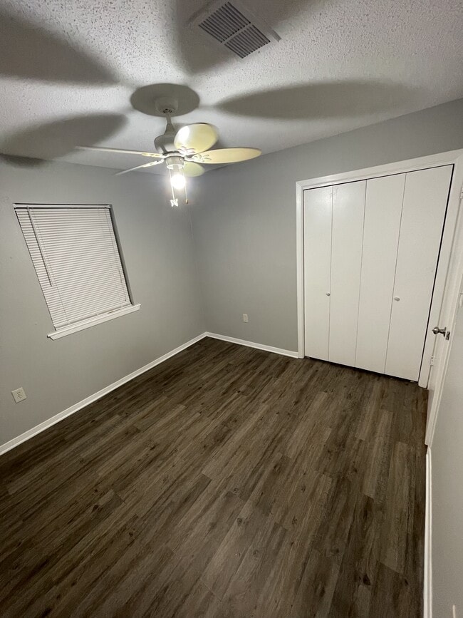 Building Photo - 108 Marley Dr