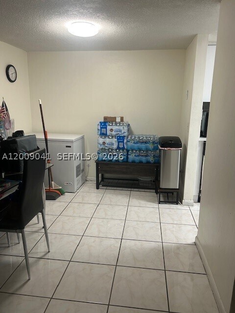 Building Photo - 4139 SW 66th Way