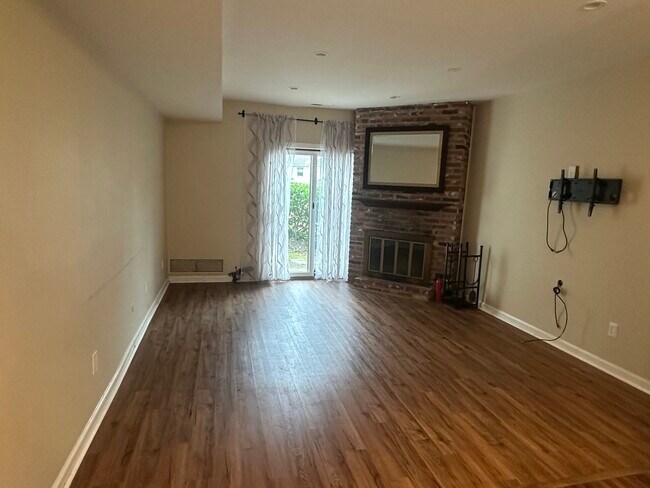 Living Room with Fireplace - 2003 Valley Dr