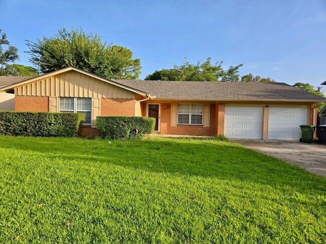 Photo - 1408 Kiowa Dr House