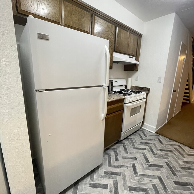 kitchen - 28817 Conejo View Dr