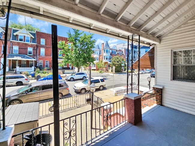 Foto del edificio - 637 N 32nd St