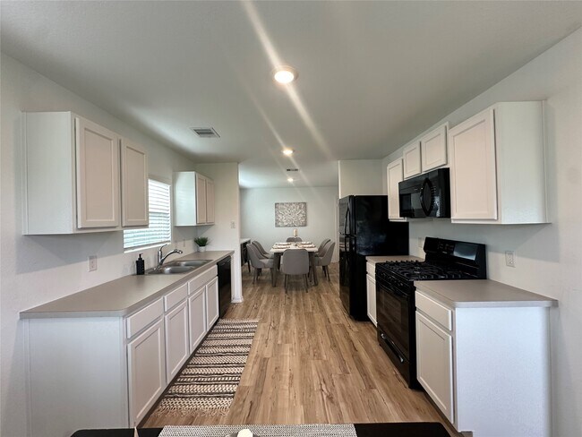 Foto del edificio - 11079 N Lake Mist Ln