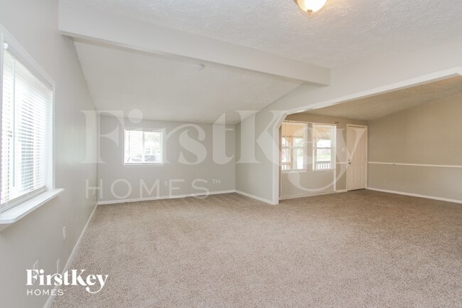 Foto del edificio - 1860 Alton St