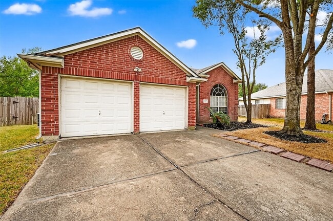 Foto del edificio - 307 Roans Prairie Ln