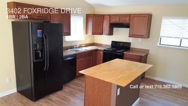 Building Photo - 3402 Foxridge Dr