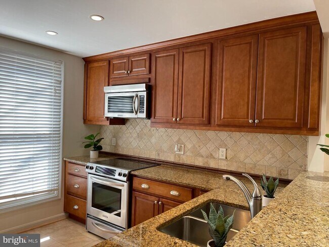 Foto del edificio - 2824 Elliott St