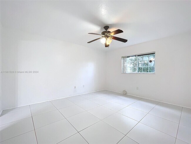 Foto del edificio - 1803 Palm Beach Trace Dr