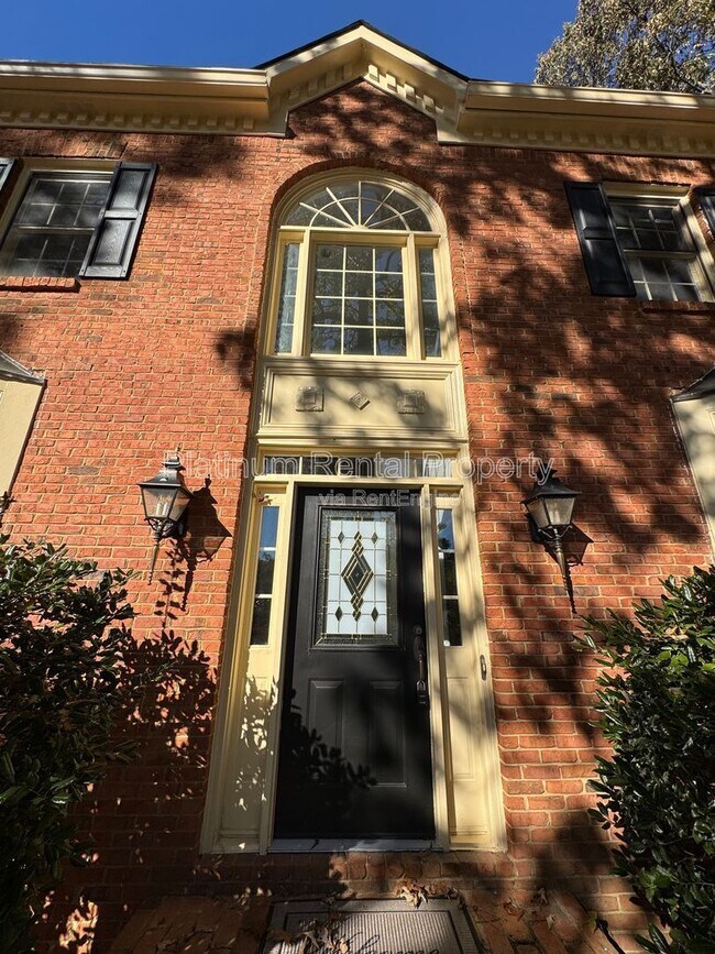 Foto del edificio - 3761 Bays Ferry Way