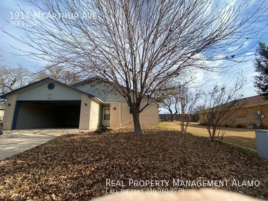 AVAILABLE NOW! Beautiful 3 Bedroom Home In... House for Rent in