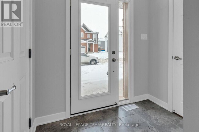 Building Photo - 520 Filly Ter