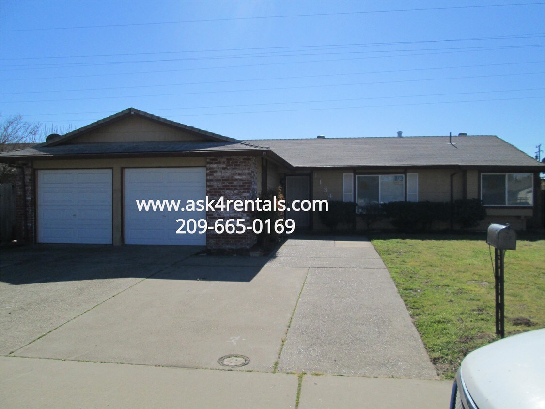 1134 Palomino St Unit 1, Manteca, CA 95336 Apartment for Rent in