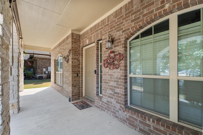 Building Photo - 301 Silver Trail