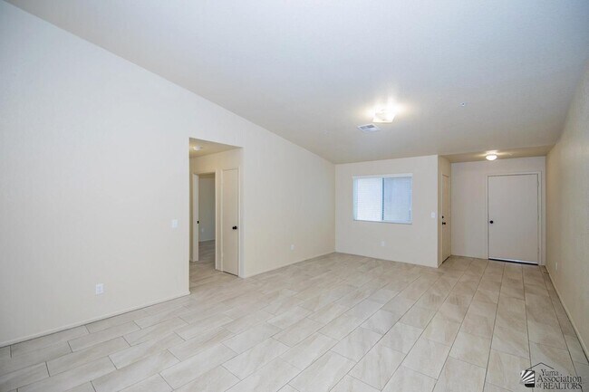 Foto del edificio - 7266 E 37th Pl