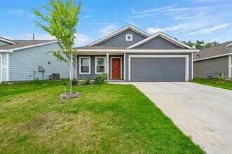 Building Photo - 1628 Dora Dr