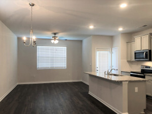 Foto principal - 4321 Newland St