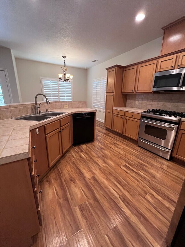 Foto del edificio - NICE HOME IN ORANGEVALE!!