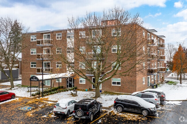 Photo du bâtiment - Perry Manor Apartments