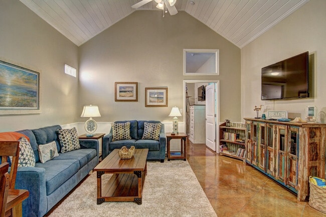 Building Photo - 2211 TX-361