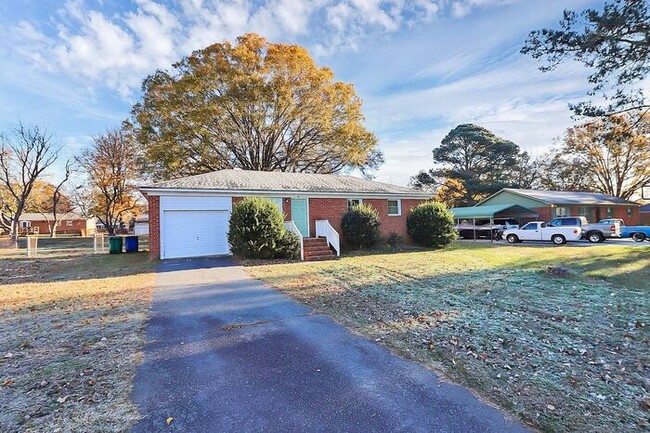 Foto del edificio - Single Family Ranch in Matthews!