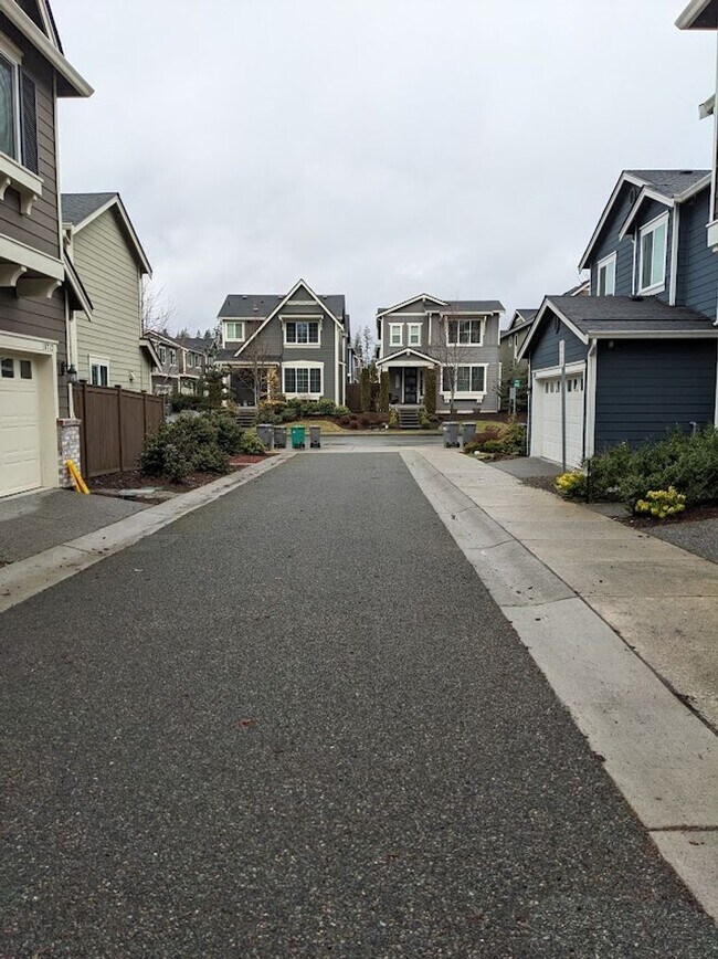 Building Photo - Timber Creek 4 Bedroom Home