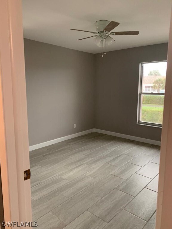 Foto del edificio - 1476 Churchill Cir