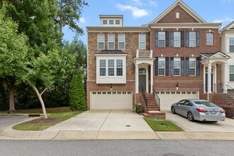 Building Photo - 8611 Macedonia Lake Dr