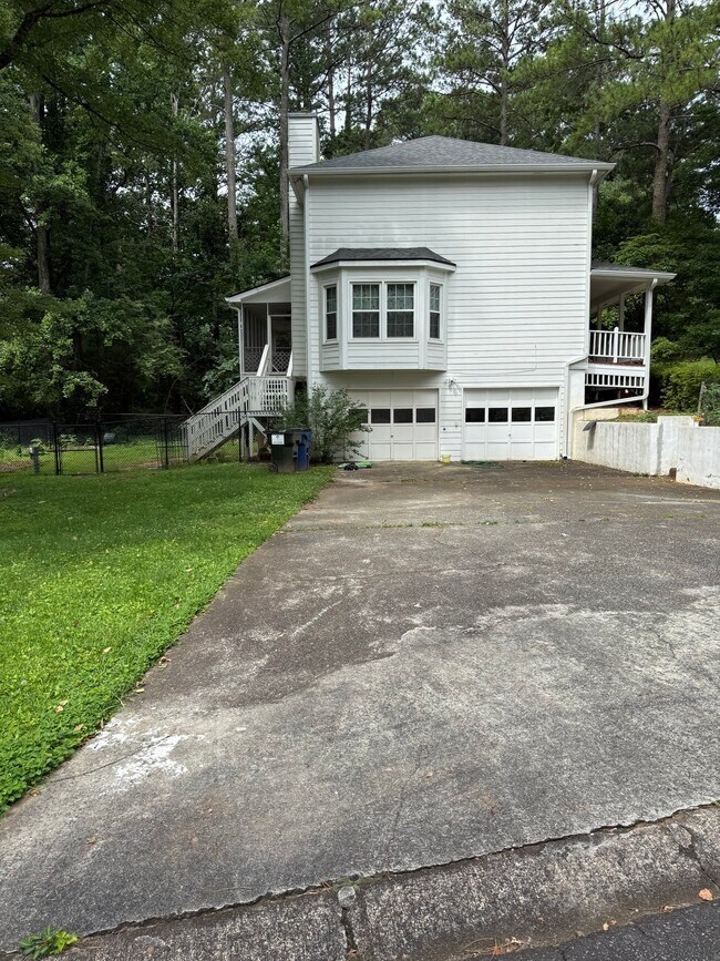 Foto del edificio - 2786 Brookcliff Landing NE
