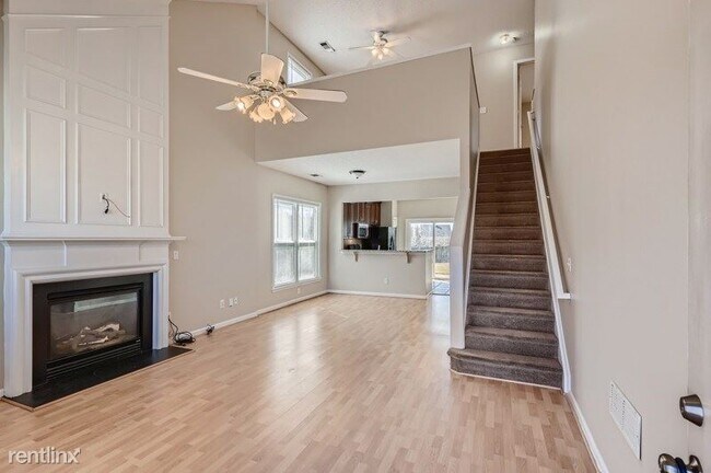 Building Photo - 3 br, 2.5 bath House - 1672 Woodsford Rd N...