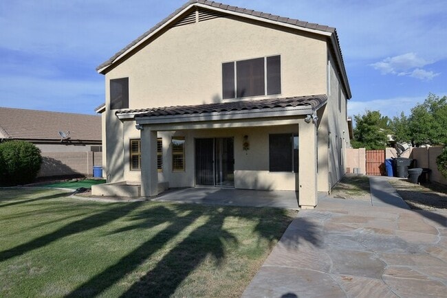Building Photo - Great Chandler Property 4 beds 2 baths 235...