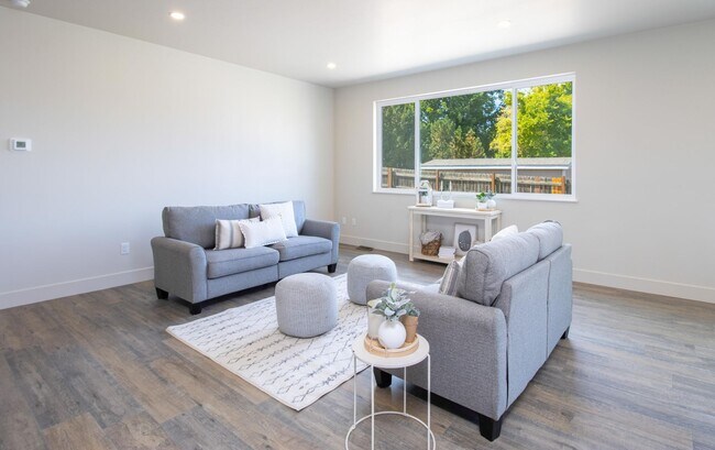 Building Photo - Newly Built Home for Rent