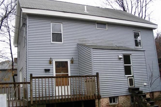 Foto principal - 5BR 2BA 5 Clark Lane Belmont MA 02478