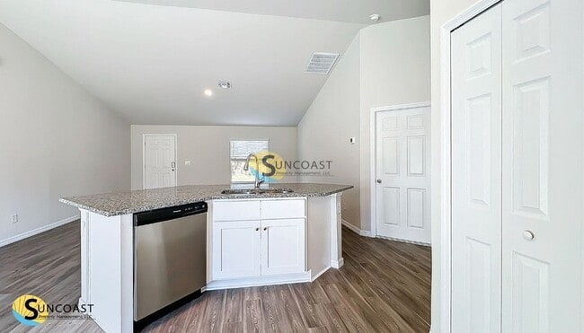 Photo - 1714 NE 40th Ln House