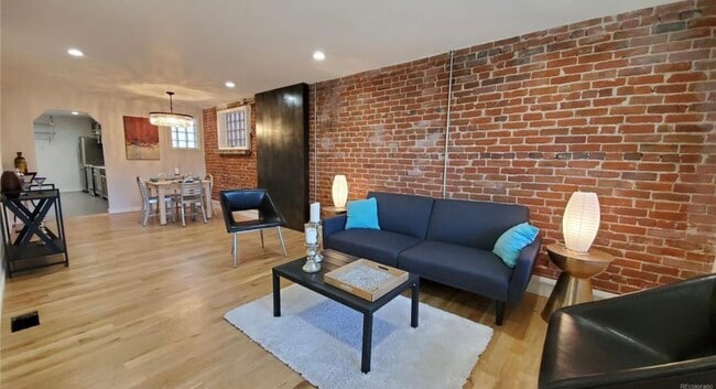 Foto del edificio - 1268 Lipan St